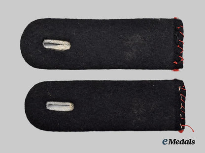 germany,_s_s._a_rare_set_of_s_s-_fachführer_untersturmführer_shoulder_boards___m_n_c1770