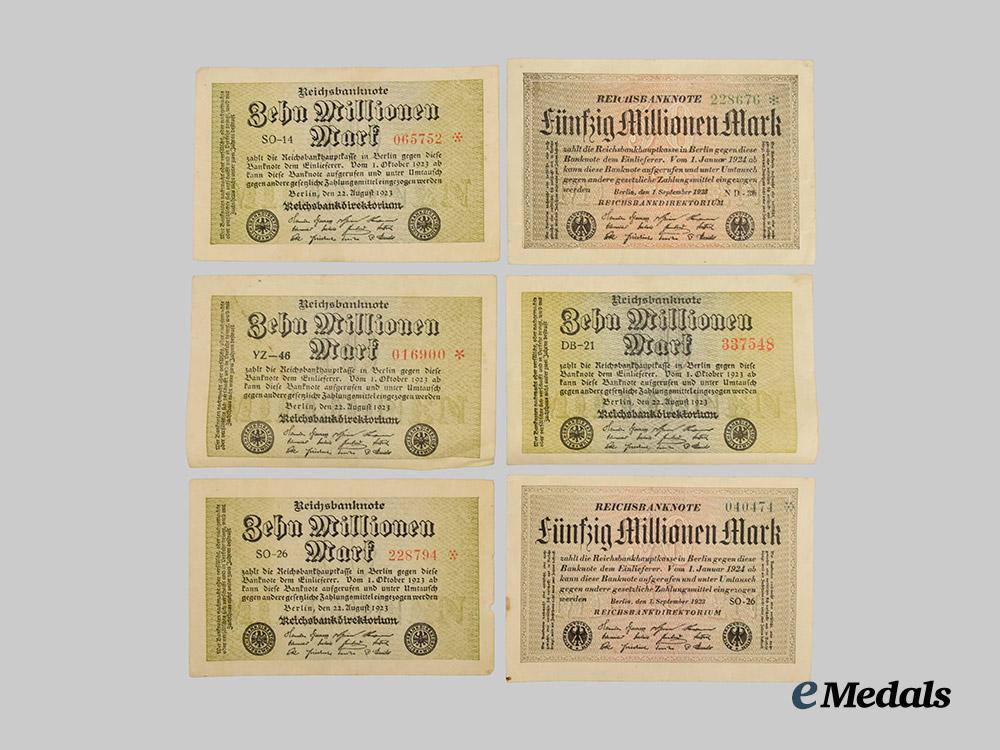 germany,_weimar_republic._a_lot_of_inflationary_period_banknotes___m_n_c1771