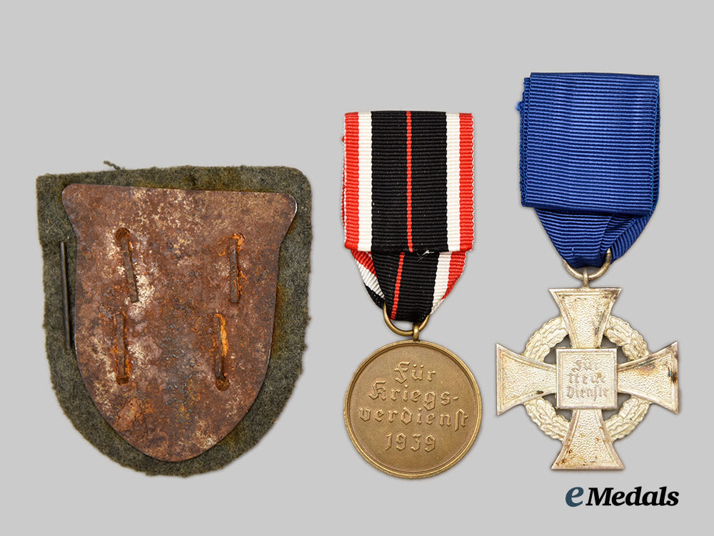 germany,_wehrmacht._a_mixed_lot_of_awards___m_n_c1772