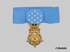 United States. An Army Medal of Honor, Type VI (1964-present)