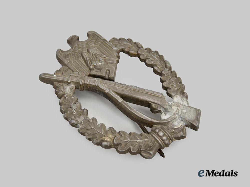 germany,_wehrmacht._an_infantry_assault_badge,_bronze_grade___m_n_c1784
