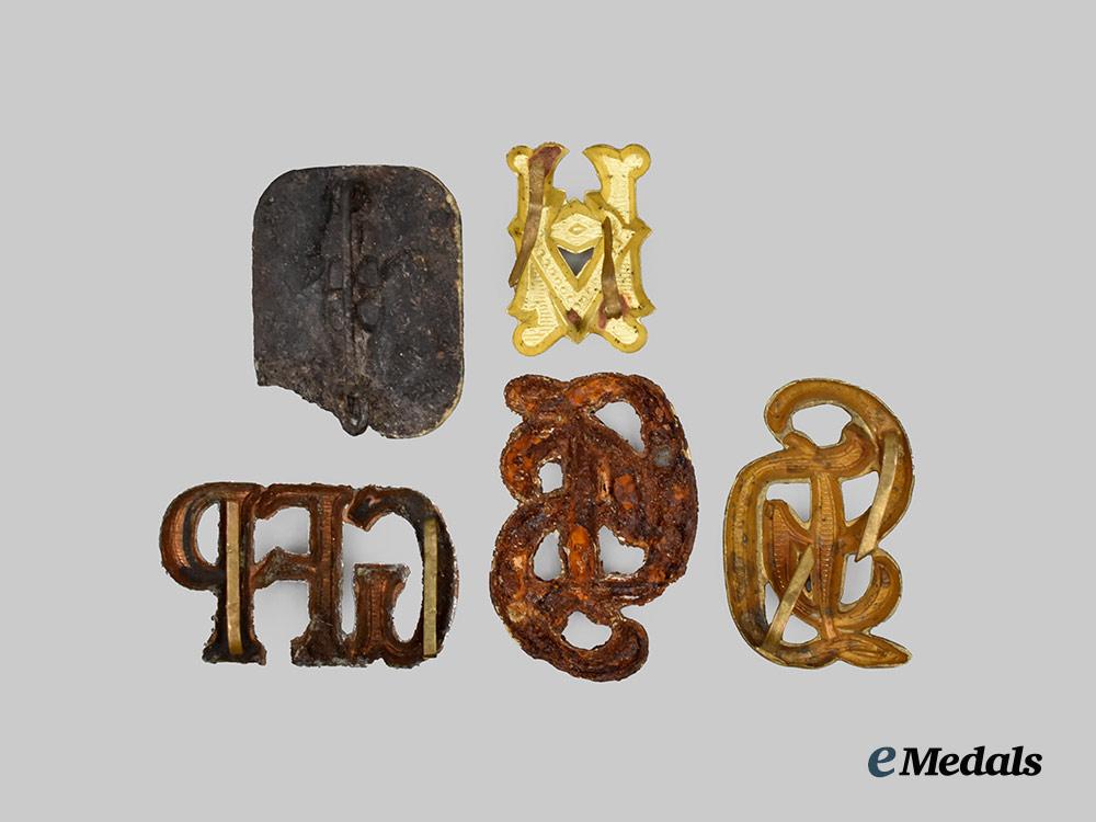 germany,_wehrmacht._a_mixed_lot_of_shoulder_board_cyphers___m_n_c1815