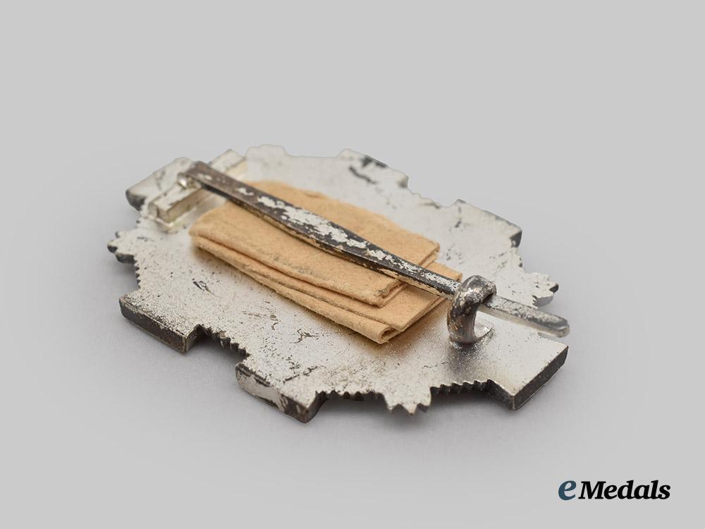 slovakia,_republic._an_order_of_the_war_victory_cross,_i_i_i_class_badge,_c.1942___m_n_c1853