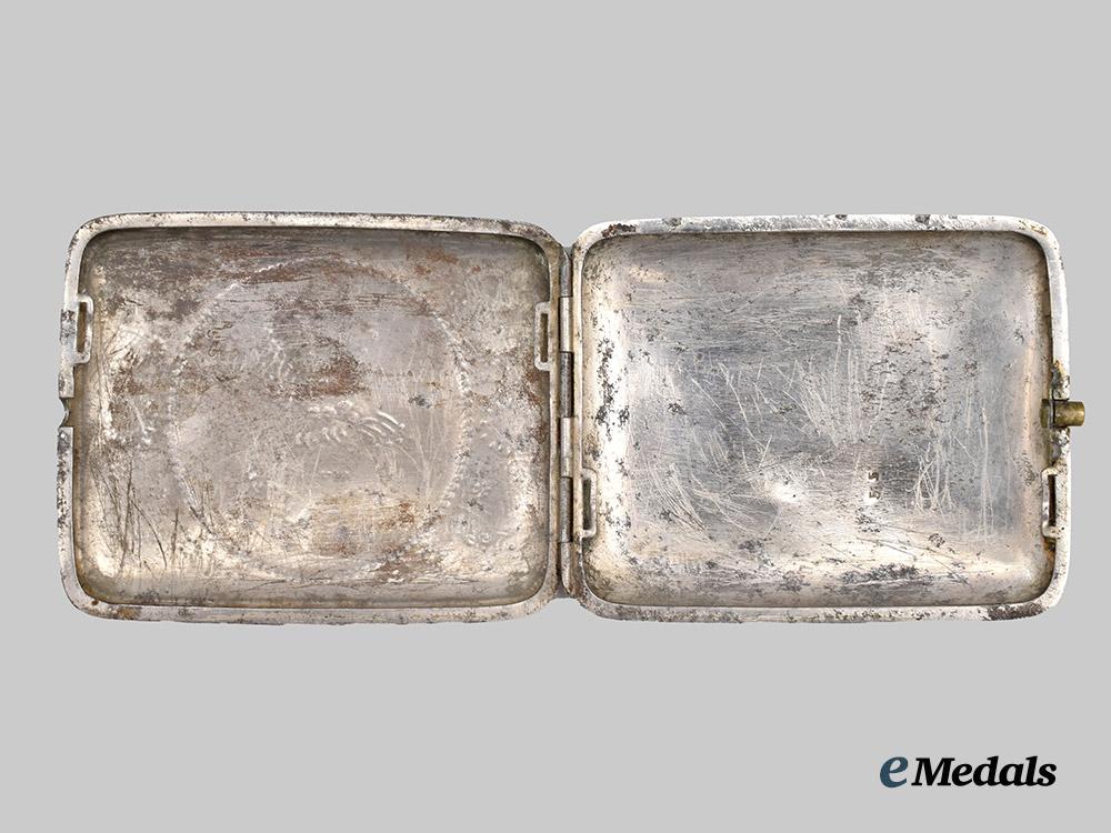 germany,_wehrmacht._a_condor_legion_commemorative_cigarette_case___m_n_c1864