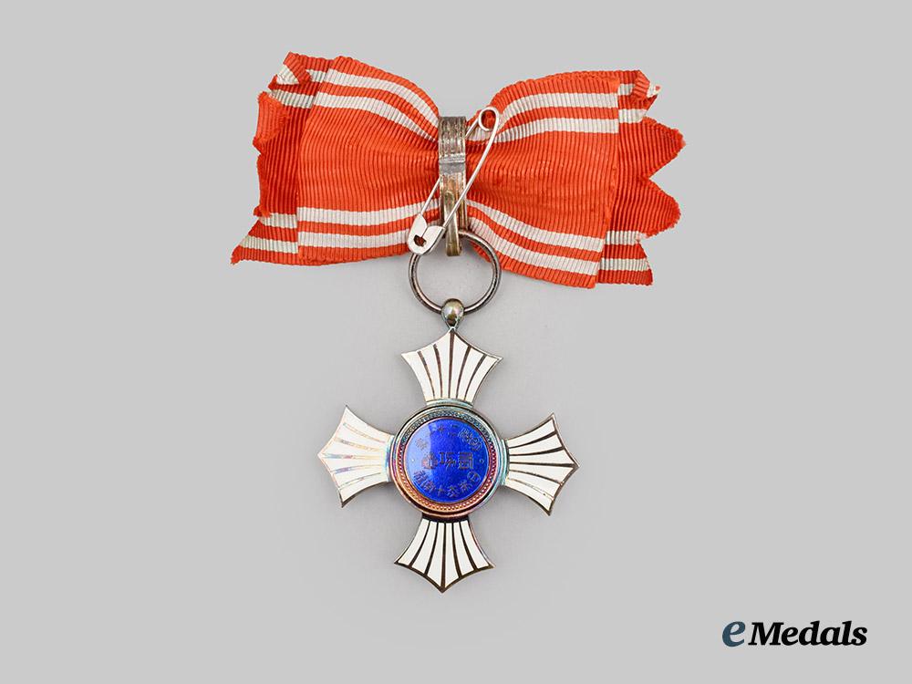 japan,_empire._a_red_cross_order_of_merit,_i_class,_in_case___m_n_c1881