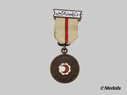 turkey,_ottoman_empire._a_red_crescent_medal,_bronze_grade___m_n_c1899