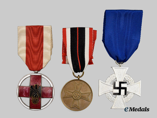 germany,_third_reich._a_mixed_lot_of_awards___m_n_c1914