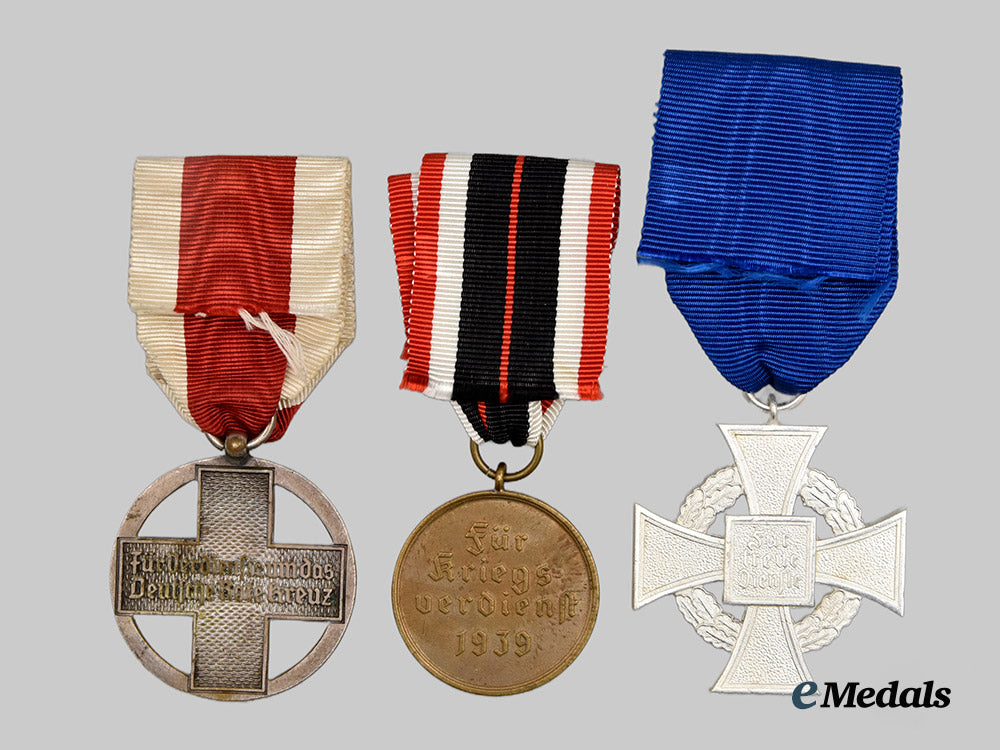 germany,_third_reich._a_mixed_lot_of_awards___m_n_c1916