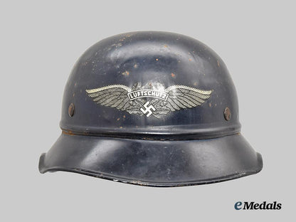 germany,_third_reich._a_luftschutz_gladiator_helmet,_late-_war_three-_piece_version___m_n_c1918