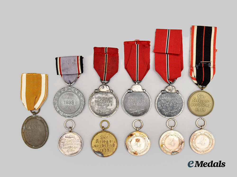 germany,_wehrmacht._a_mixed_lot_of_decorations&_awards___m_n_c1921