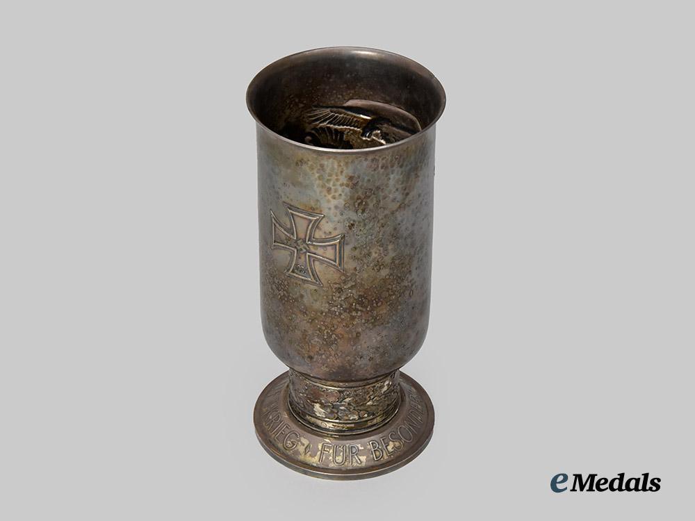 germany,_luftwaffe._a_rare_honour_goblet_and_case_set_to_karl_jensen,_mediterranean_theatre_k_i_a,_by_johann_wagner&_sohn___m_n_c1926