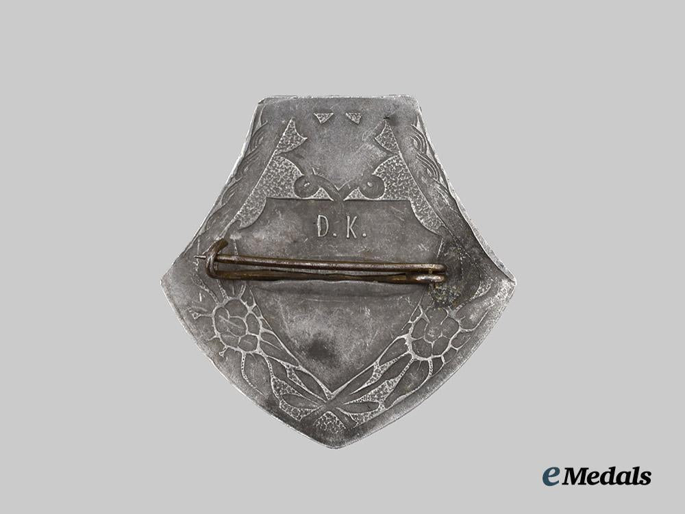 croatia,_independent_state._a_second_war_croatian_fourth_mountain_regiment_cap_badge___m_n_c1932