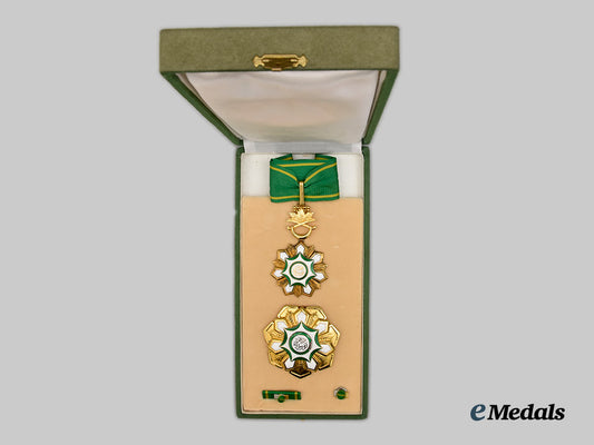 saudi_arabia,_kingdom._an_order_of_abdulazis_al_saud,_distinguished_i_class_to_general_powell_by_king_fahd,1993___m_n_c1978