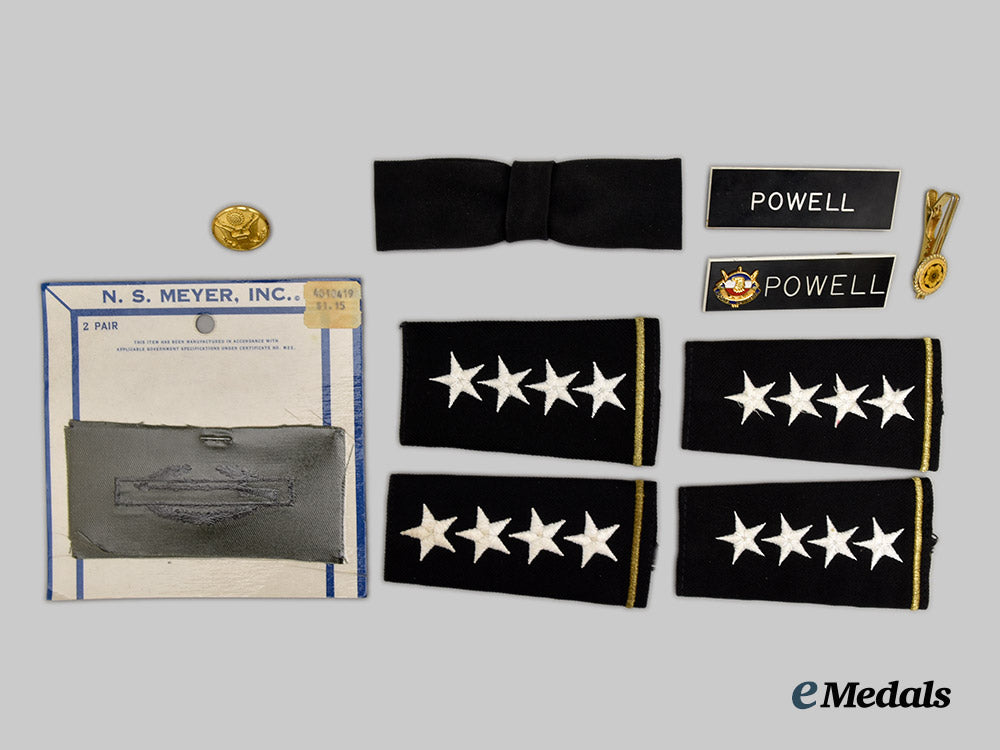 united_states._a_grouping_of_personal_effects_belonging_to_general_colin_powell___m_n_c2003