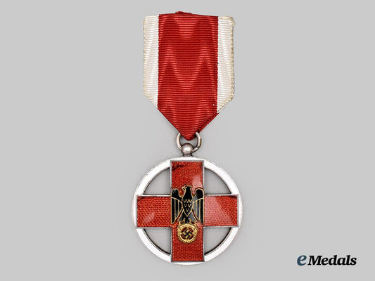 germany,_d_r_k._a_medal_of_the_german_red_cross___m_n_c2009