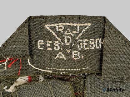 germany,_third_reich._a_mixed_lot_of_uniform_insignia___m_n_c2011