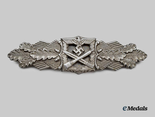 germany,_wehrmacht._a_close_combat_clasp,_bronze_grade,_by_friedrich_linden___m_n_c2015