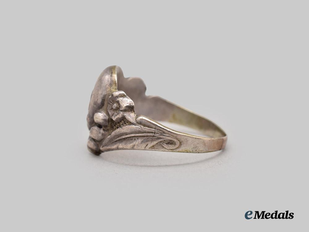 germany,_wehrmacht._a_totenkopf_ring_in_silver___m_n_c2016