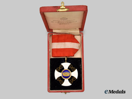 italy,_kingdom._an_order_of_the_crown_of_italy_in_gold,_commander,_c.1910___m_n_c2020