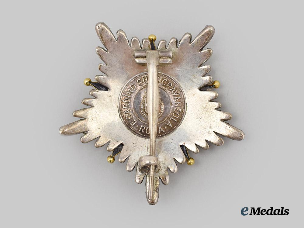 italy,_kingdom._a_colonial_order_of_the_star_of_italy,_grand_cross_in_gold,_c.1935___m_n_c2031