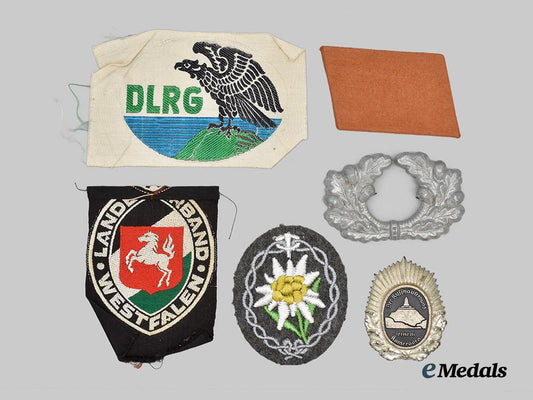 germany,_third_reich._a_mixed_lot_of_insignia___m_n_c2034
