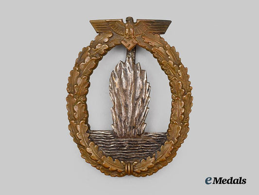 germany,_kriegsmarine._a_minesweeper_war_badge,_owner-_attributed,_unknown_maker_variant___m_n_c2050