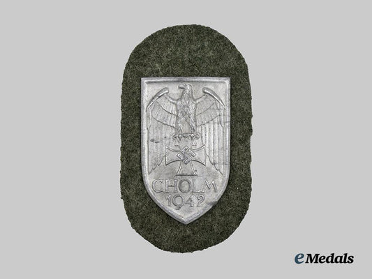 germany,_heer._a_rare_cholm_shield,_refurbished_example___m_n_c2051