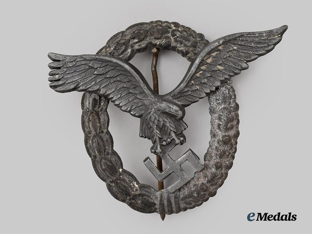 germany,_luftwaffe._a_pilot’s_badge,_late-_war_example,_by_friedrich_linden___m_n_c2057