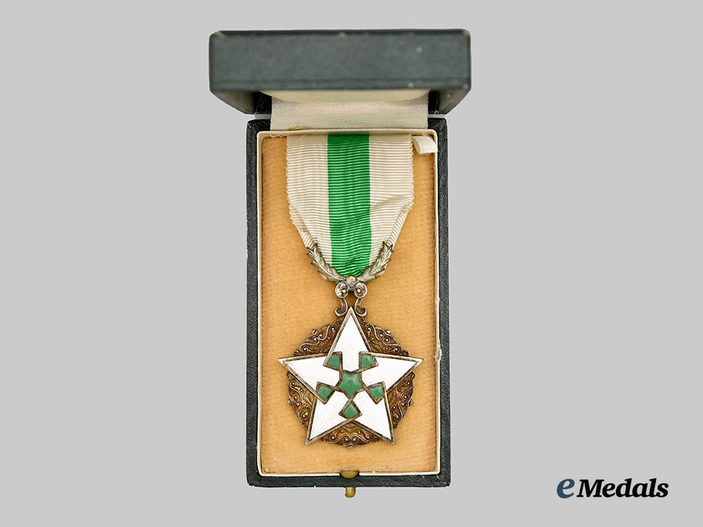 syria,_republic._an_order_of_civil_merit___m_n_c2059
