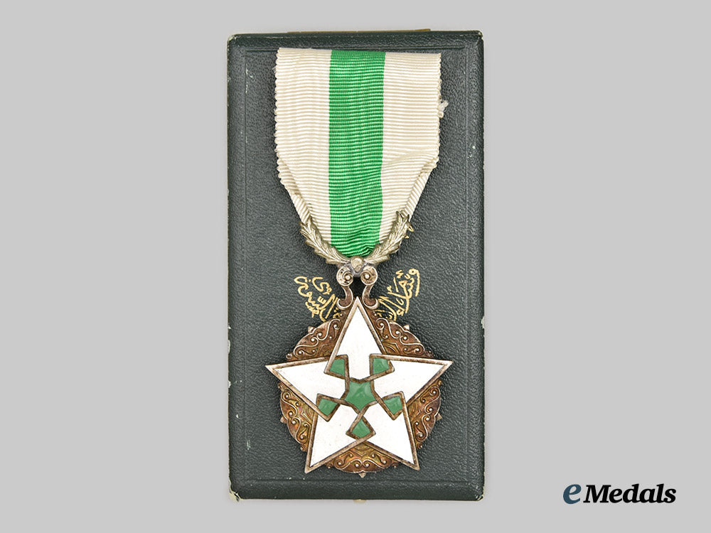 syria,_republic._an_order_of_civil_merit___m_n_c2061