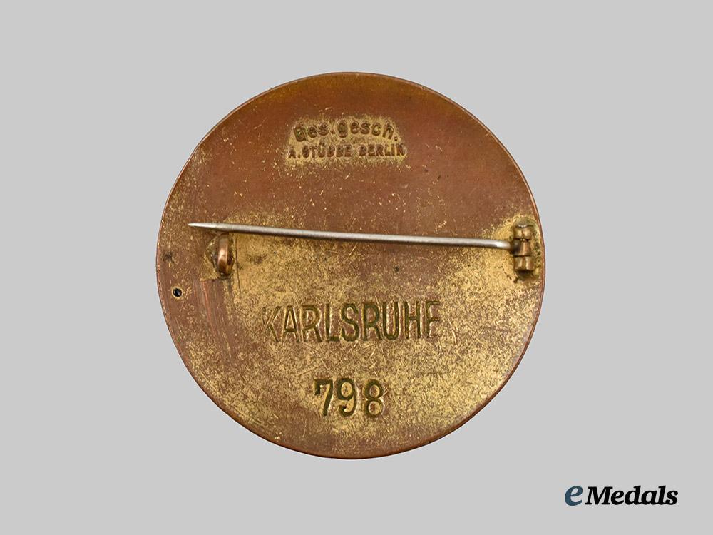 germany,_d_r_k._an_active_membership_badge,_karlsruhe_district,_by_alfred_stübbe___m_n_c2068