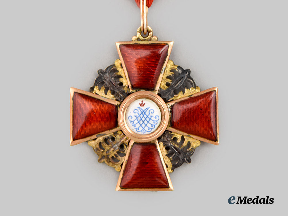 russia,_empire._an_imperial_order_of_st._anne_in_gold,_third_class,_c.1900___m_n_c2071