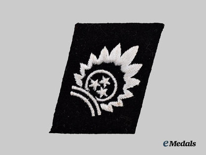 germany,_s_s._a19th_waffen_grenadier_division_of_the_s_s(1st_latvian)_volunteer's_collar_tab,_dachau_variant___m_n_c2086
