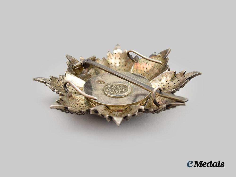 turkey,_ottoman_empire._an_order_of_osmania,_i_class_breast_star___m_n_c2100