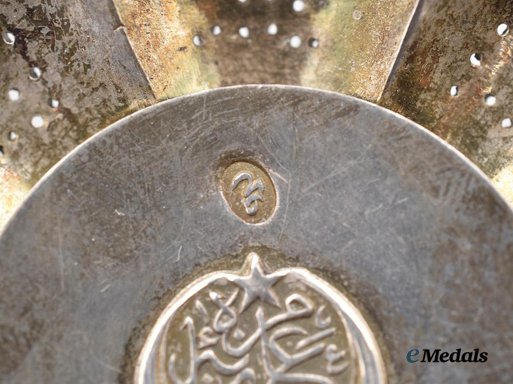 turkey,_ottoman_empire._an_order_of_osmania,_i_class_breast_star___m_n_c2101