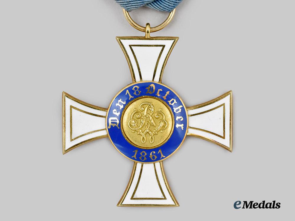 prussia,_kingdom._an_order_of_the_crown,_i_i_i_class_cross_in_gold_with_case,_by_j._godet&_söhne___m_n_c2105