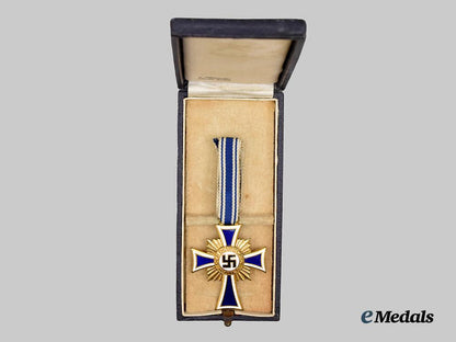 germany,_third_reich._an_honour_cross_of_the_german_mother,_gold_grade_with_case,_by_alois_rettenmaier___m_n_c2108