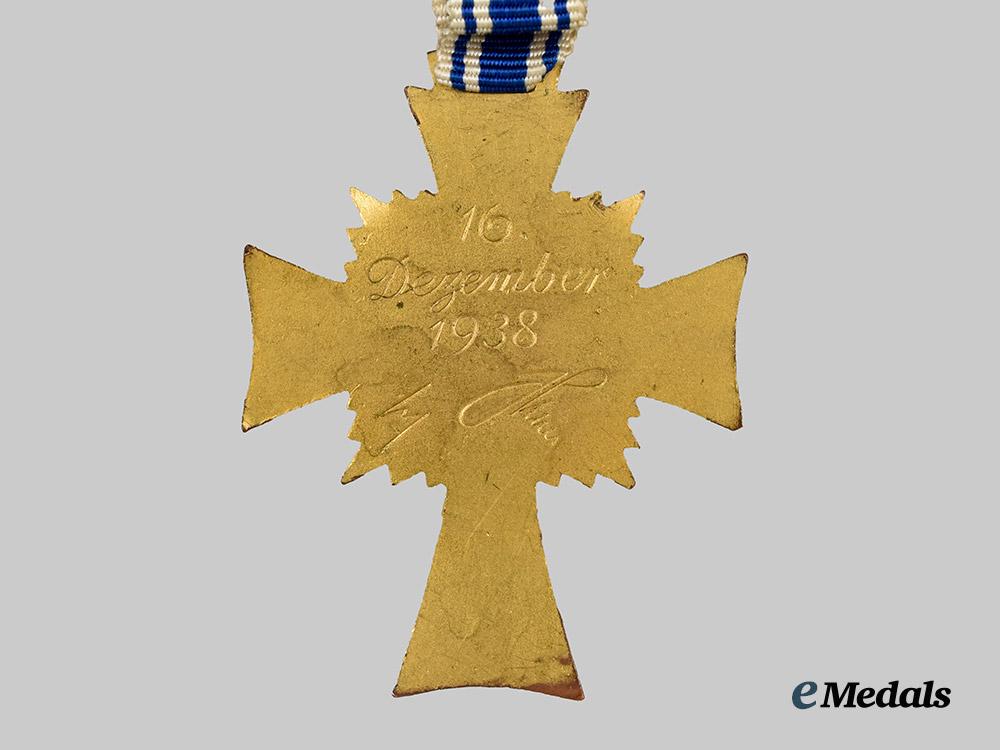 germany,_third_reich._an_honour_cross_of_the_german_mother,_gold_grade_with_case,_by_alois_rettenmaier___m_n_c2114