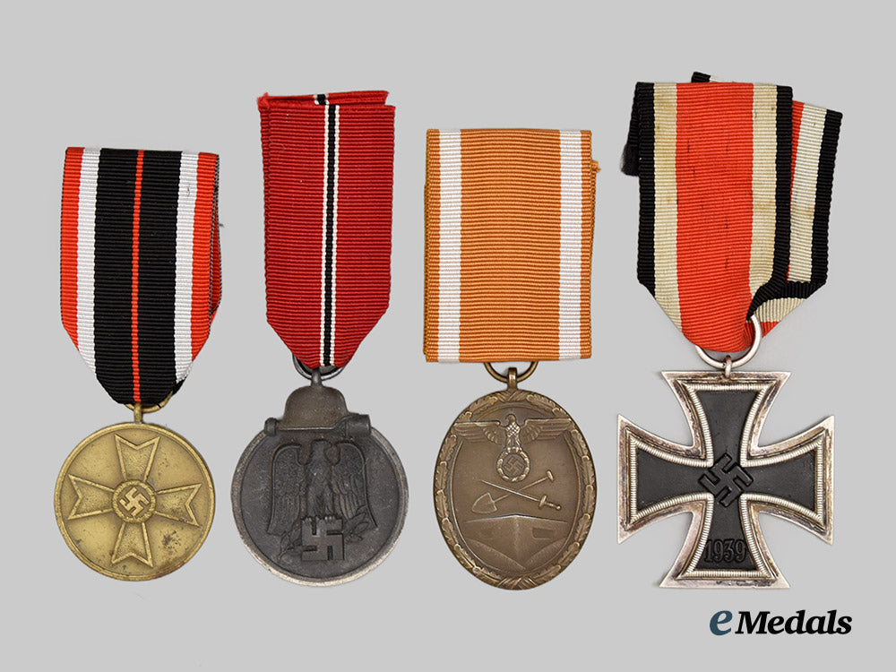 germany,_third_reich._a_lot_of_four_service_decorations___m_n_c2133