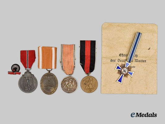 germany,_third_reich._a_lot_of_five_service_decorations___m_n_c2136