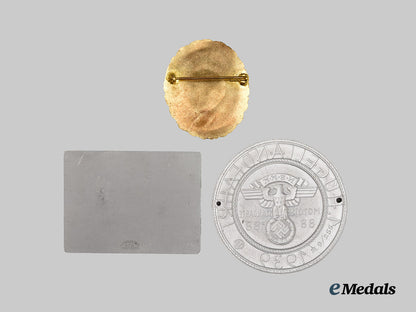germany,_third_reich._a_mixed_lot_of_badges&_plaques___m_n_c2137