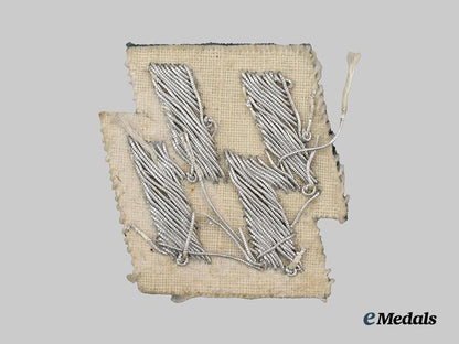 germany,_s_s._a_member’s_runic_breast_insignia___m_n_c2137