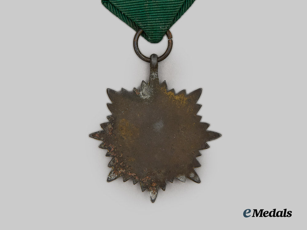 germany,_third_reich._a_pair_of_awards_for_gallantry&_merit_for_members_of_the“_eastern_people”___m_n_c2143