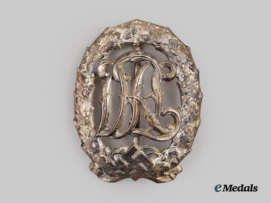 germany,_third_reich._a_d_r_l_sports_badge,_silver_grade,_by_hermann_wernstein___m_n_c2149