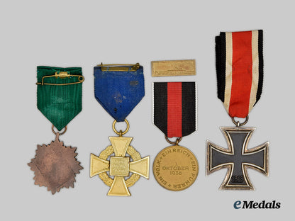 germany,_third_reich._a_lot_of_four_medals,_awards,_and_decorations___m_n_c2151