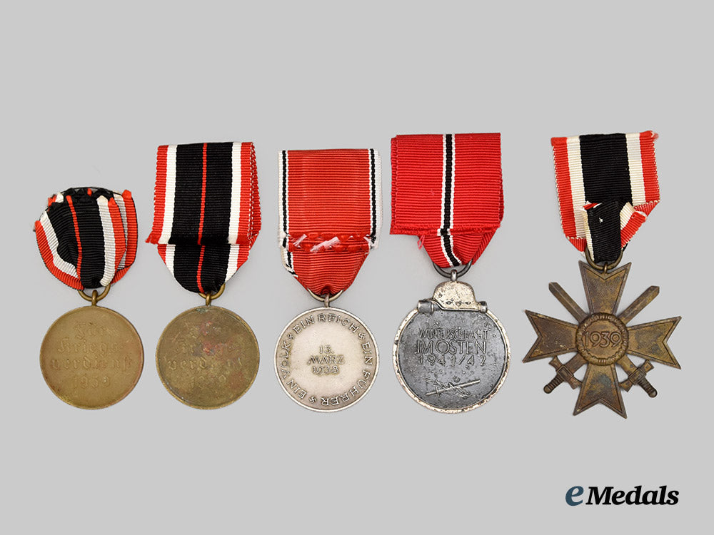 germany,_third_reich._a_lot_of_five_service_decorations___m_n_c2180