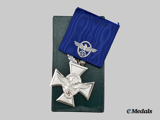 germany,_ordnungspolizei._a_long_service_award,_i_i_class_for18_years,_with_case___m_n_c2198