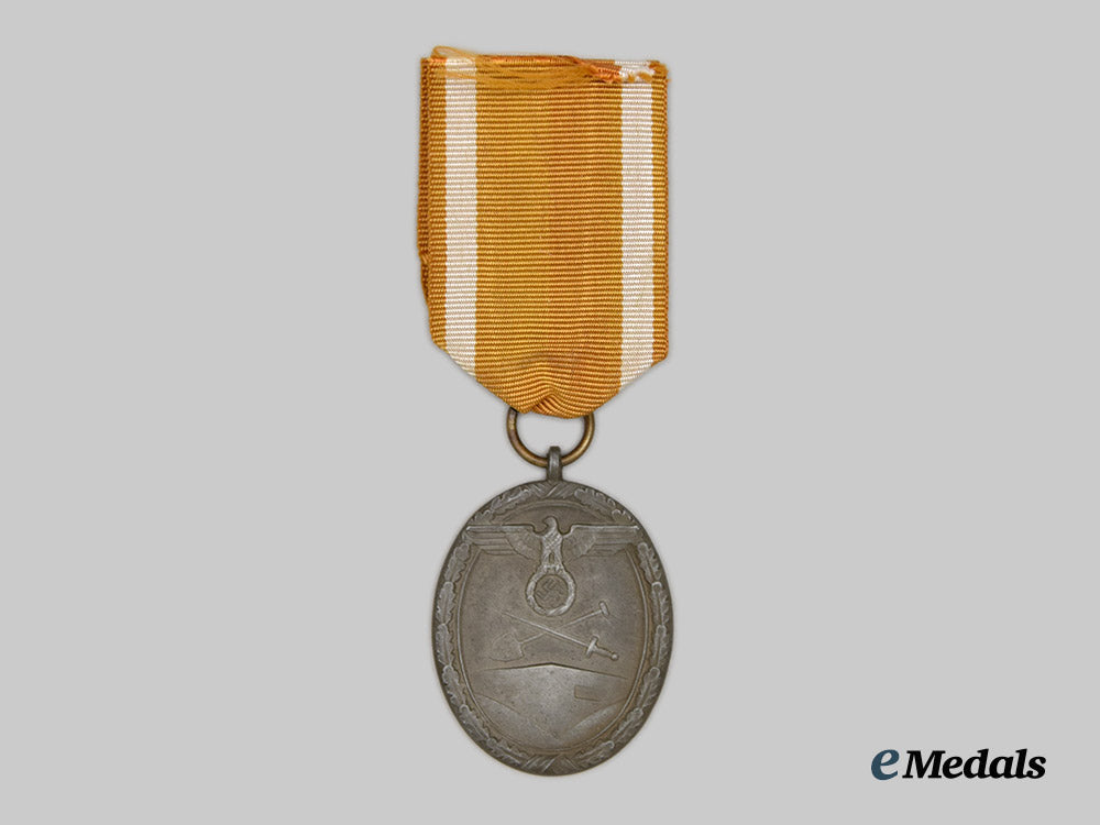 germany,_third_reich._a_group_of_service_awards_and_documents_to_franz_siedenkamp___m_n_c2219