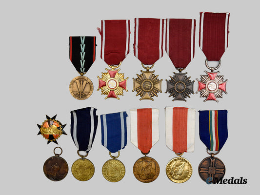 poland,_republic._a_lot_of_medals_and_awards___m_n_c2223