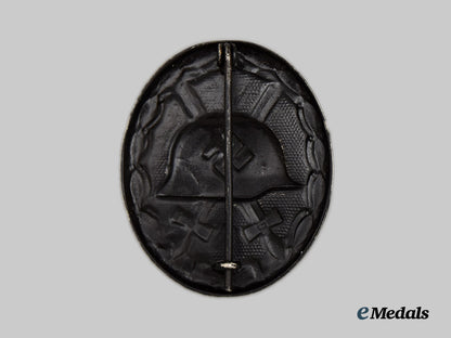 germany,_third_reich._a_group_of_service_awards_and_documents_to_franz_siedenkamp___m_n_c2226